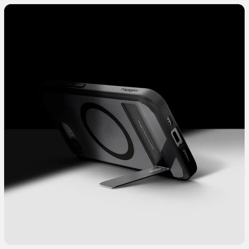 iPhone 16e Case (2025) Ultra Hybrid S MagFit Frost - Spigen Malaysia