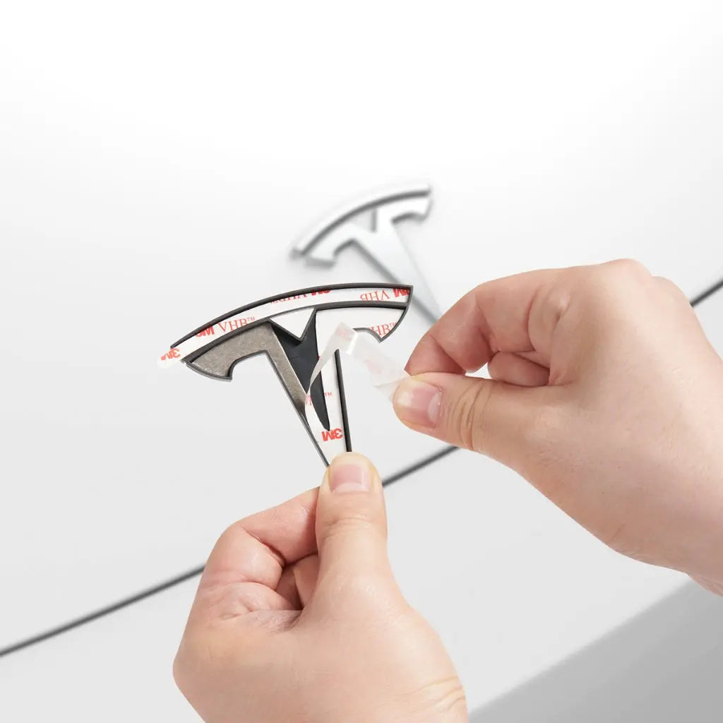 Tesla Model Y Juniper (2026/2025) Front Emblem Logo Cover TD100B - Spigen Malaysia