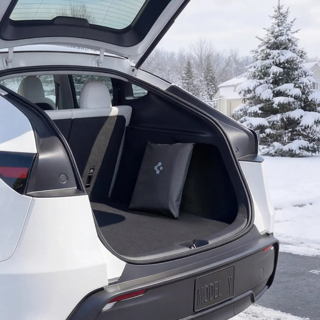 Tesla Model Y Juniper (2025) / Model Y / Model 3 Windshield Cover WC100 - Spigen Malaysia
