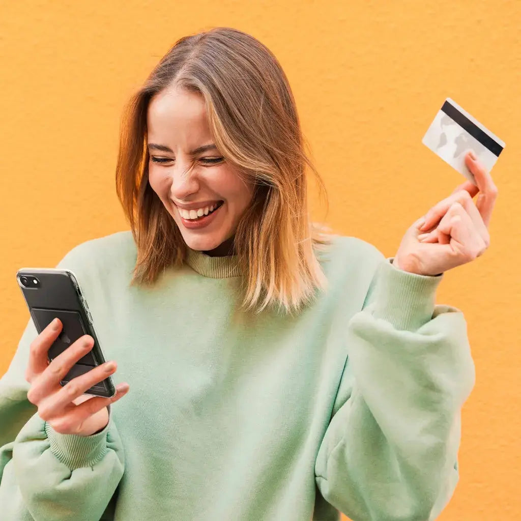 iPhone SE (2022 / 2020) / iPhone 8 / iPhone 7 Case Crystal Slot - Spigen Malaysia